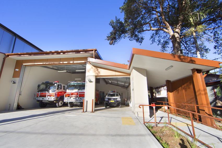 front of Bundeena fire station with garage doors open